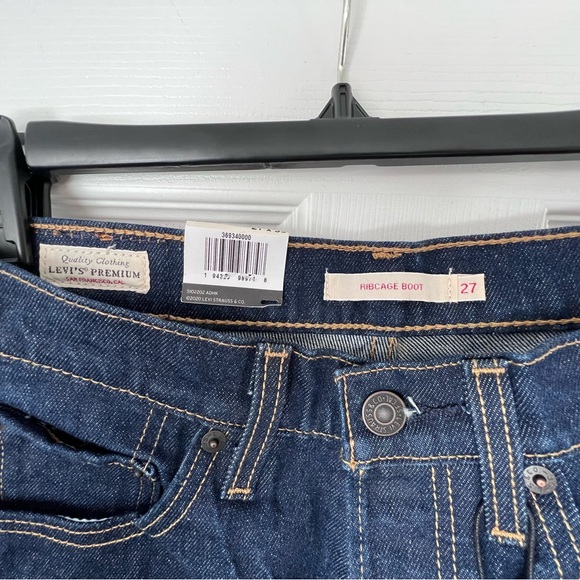 Levi’s Premium Ribcage Bootcut Women’s Jeans in High Key - 27x33 (NEW W/TAGS!) - Picture 4 of 9